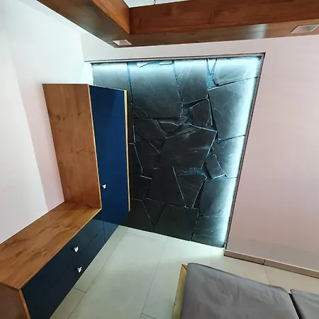 The White Waves Tf Americas