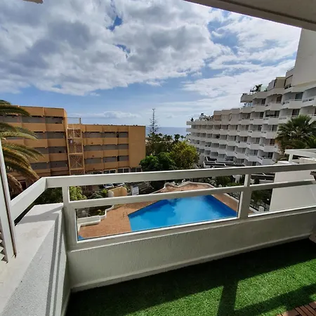The White Waves Tf Americas Apartment